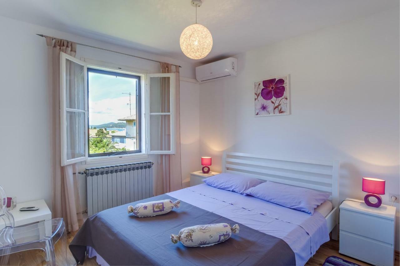 Hôtel Vila Bugevilija à Mali Lošinj Extérieur photo