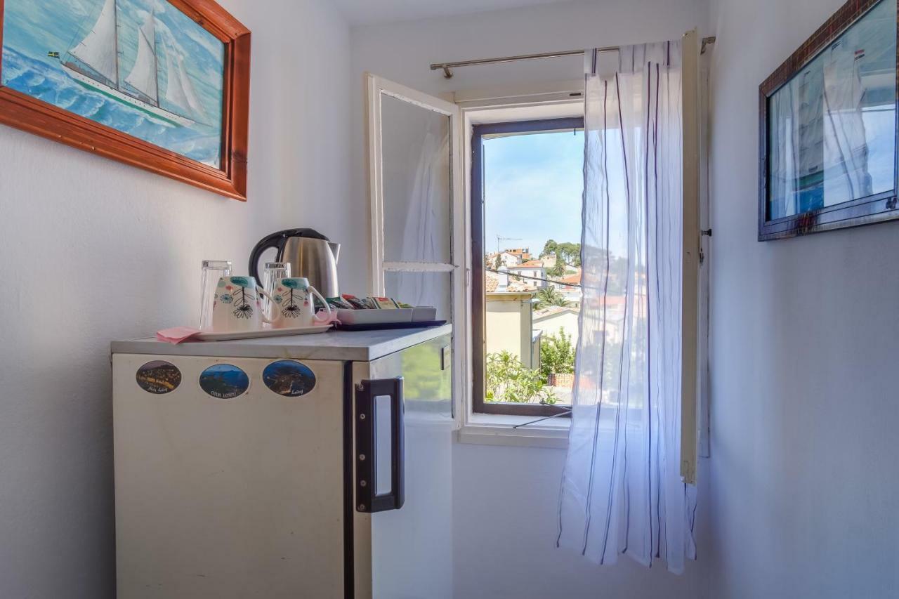 Hôtel Vila Bugevilija à Mali Lošinj Extérieur photo